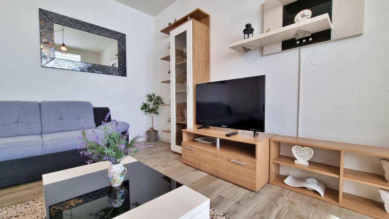 Apartments Slado Omiš Екстериор снимка