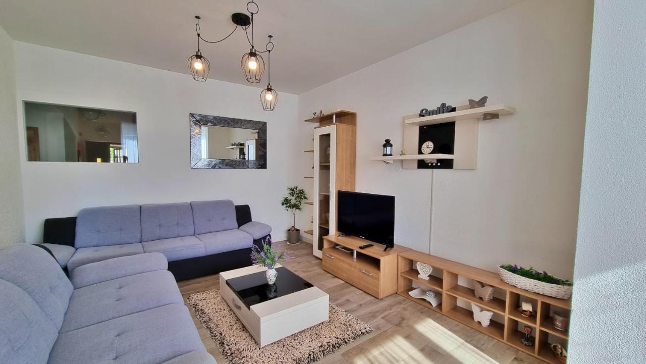 Apartments Slado Omiš Екстериор снимка