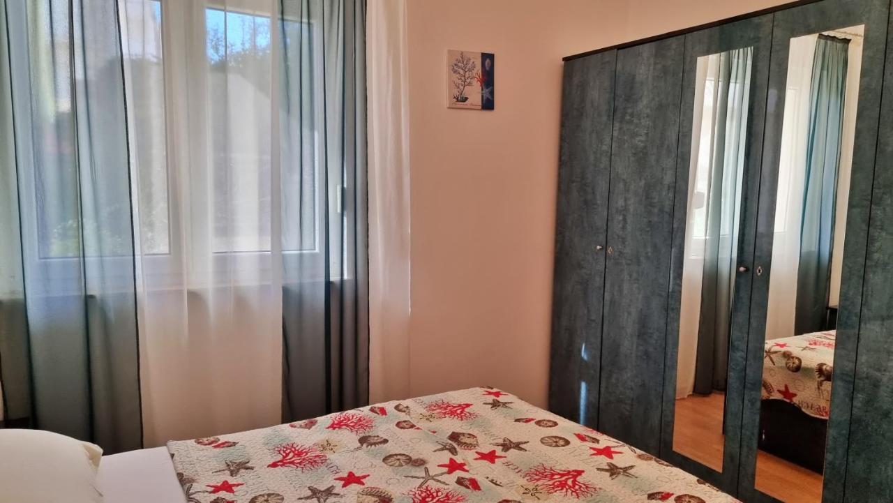 Apartments Slado Omiš Екстериор снимка