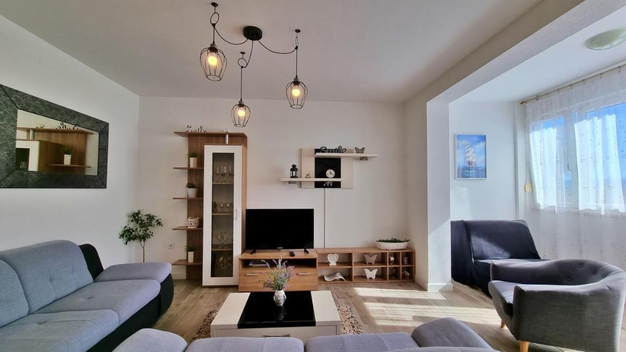 Apartments Slado Omiš Екстериор снимка
