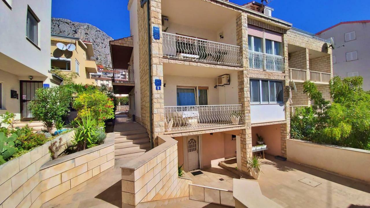 Apartments Slado Omiš Екстериор снимка