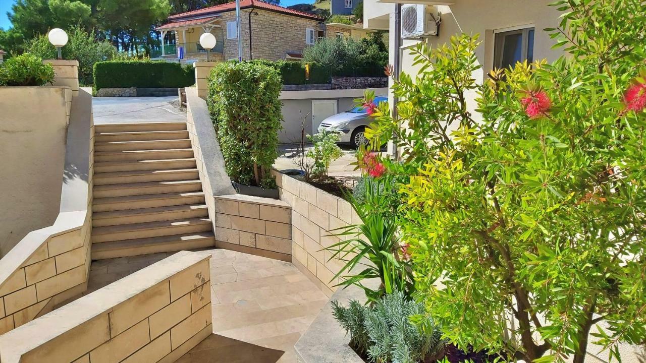 Apartments Slado Omiš Екстериор снимка
