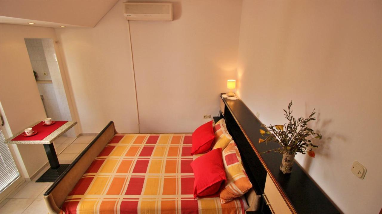 Apartments Slado Omiš Екстериор снимка