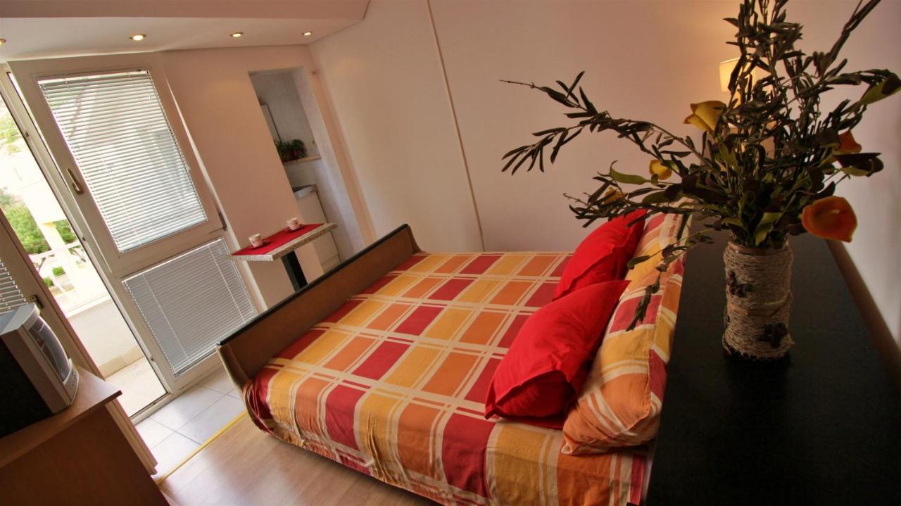 Apartments Slado Omiš Екстериор снимка